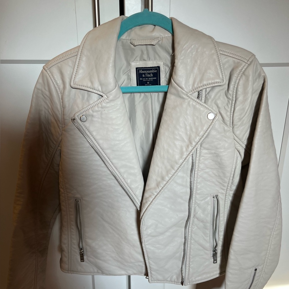 Abercrombie and Fitch Moto jacket size M cream